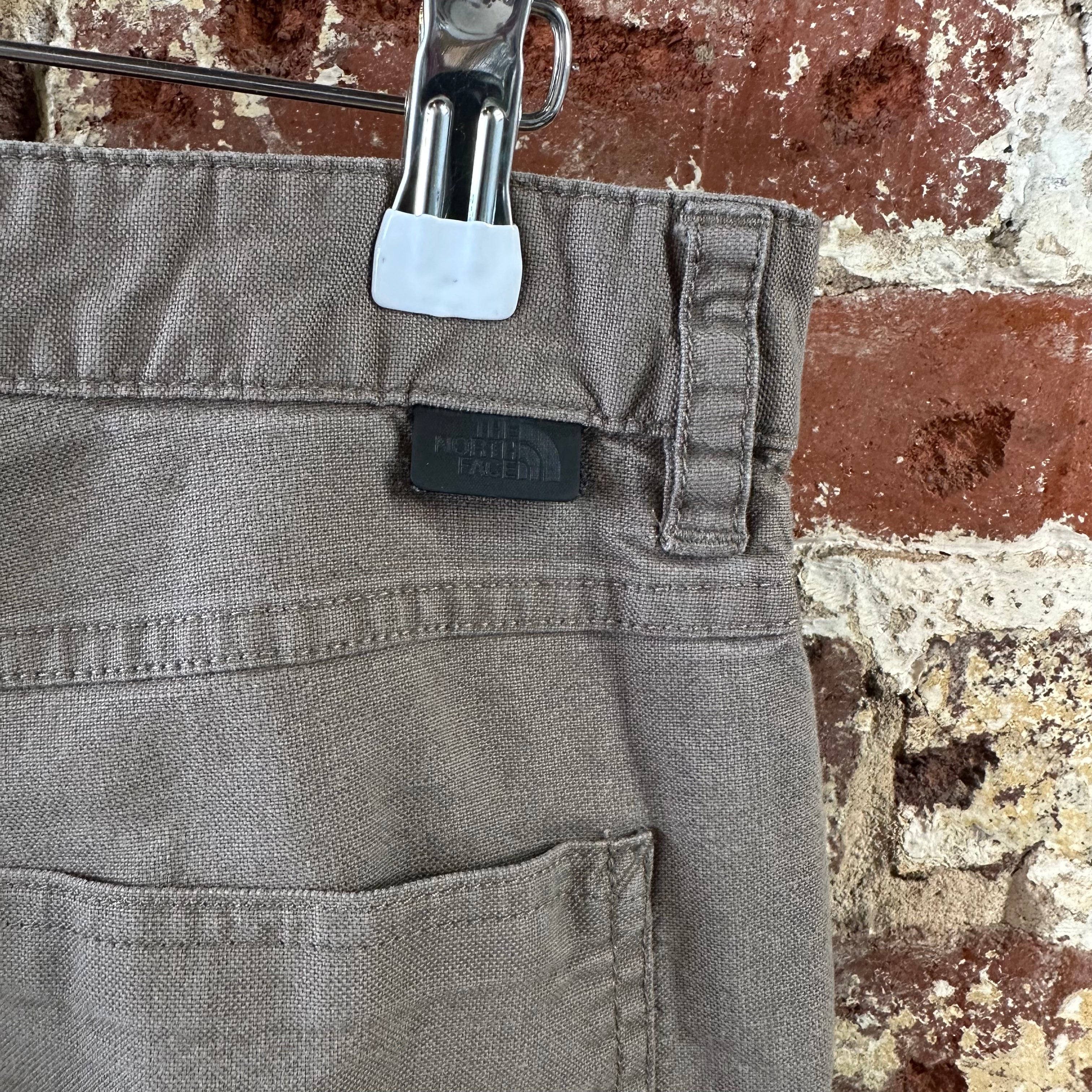 North Face Mens 30x30 Tan Pants