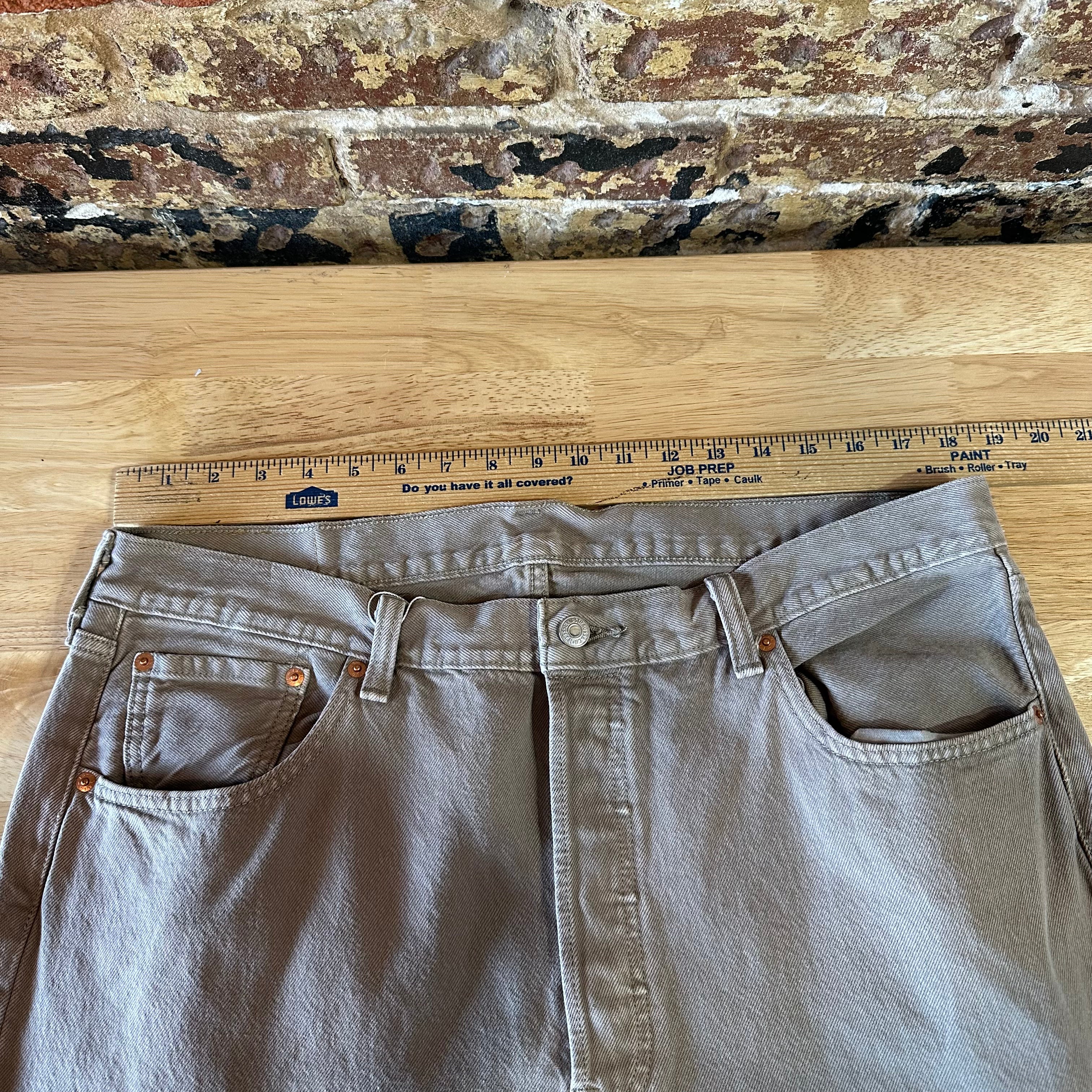 Levi's 501 Mens 38x32 Tan Jeans