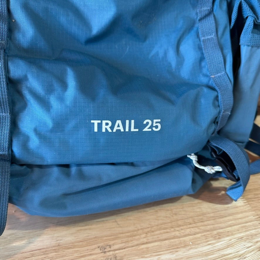 REI Co-op Trail 25 Backpack Blue Hiking w/ rain cover