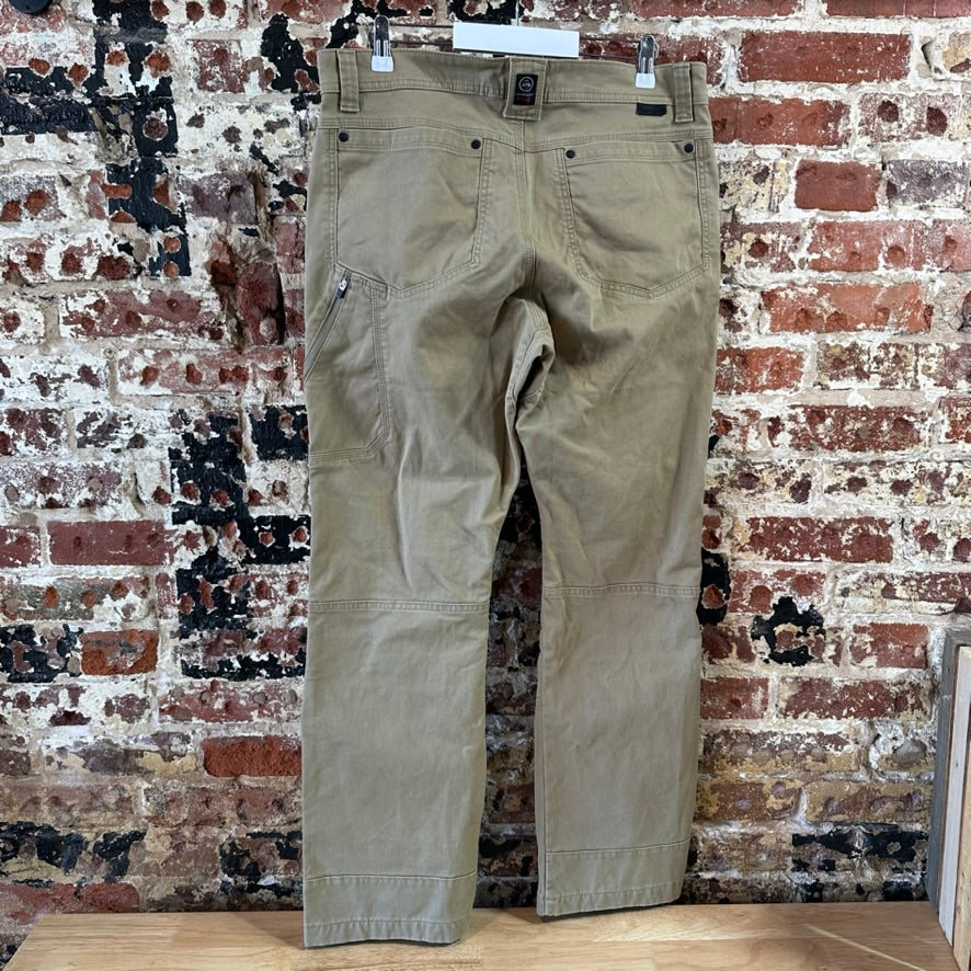 Wrangler ATG Mens 34x30 Brown Pants NEW