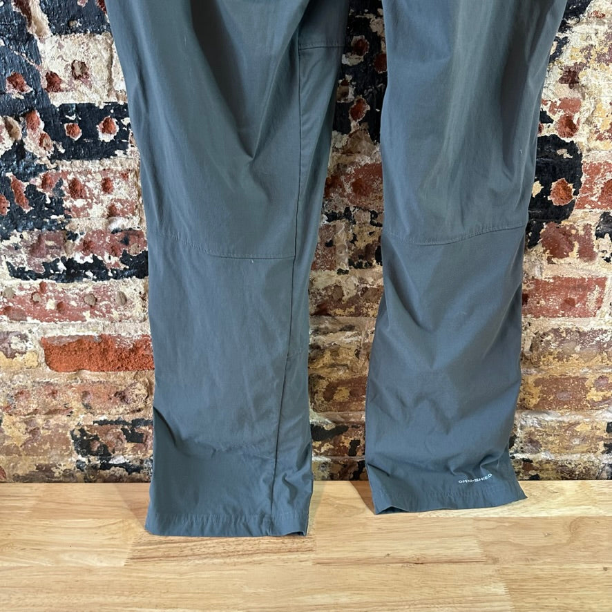 Columbia Womens 16 Gray Pants