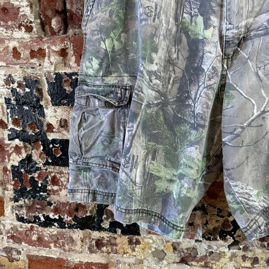 Magellan Camo Cargo Shorts Mens 40