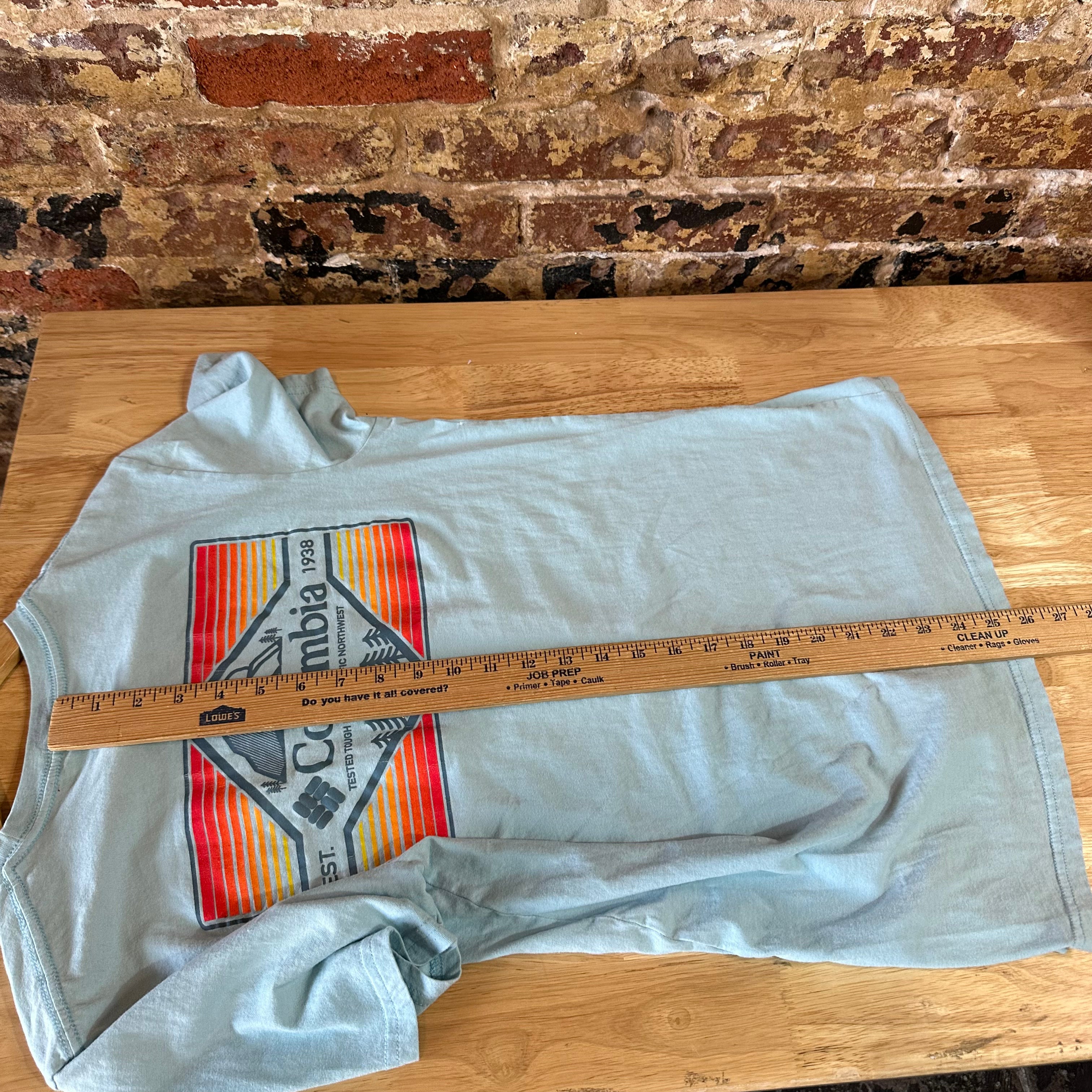 Columbia Men's Medium S/S T-Shirt
