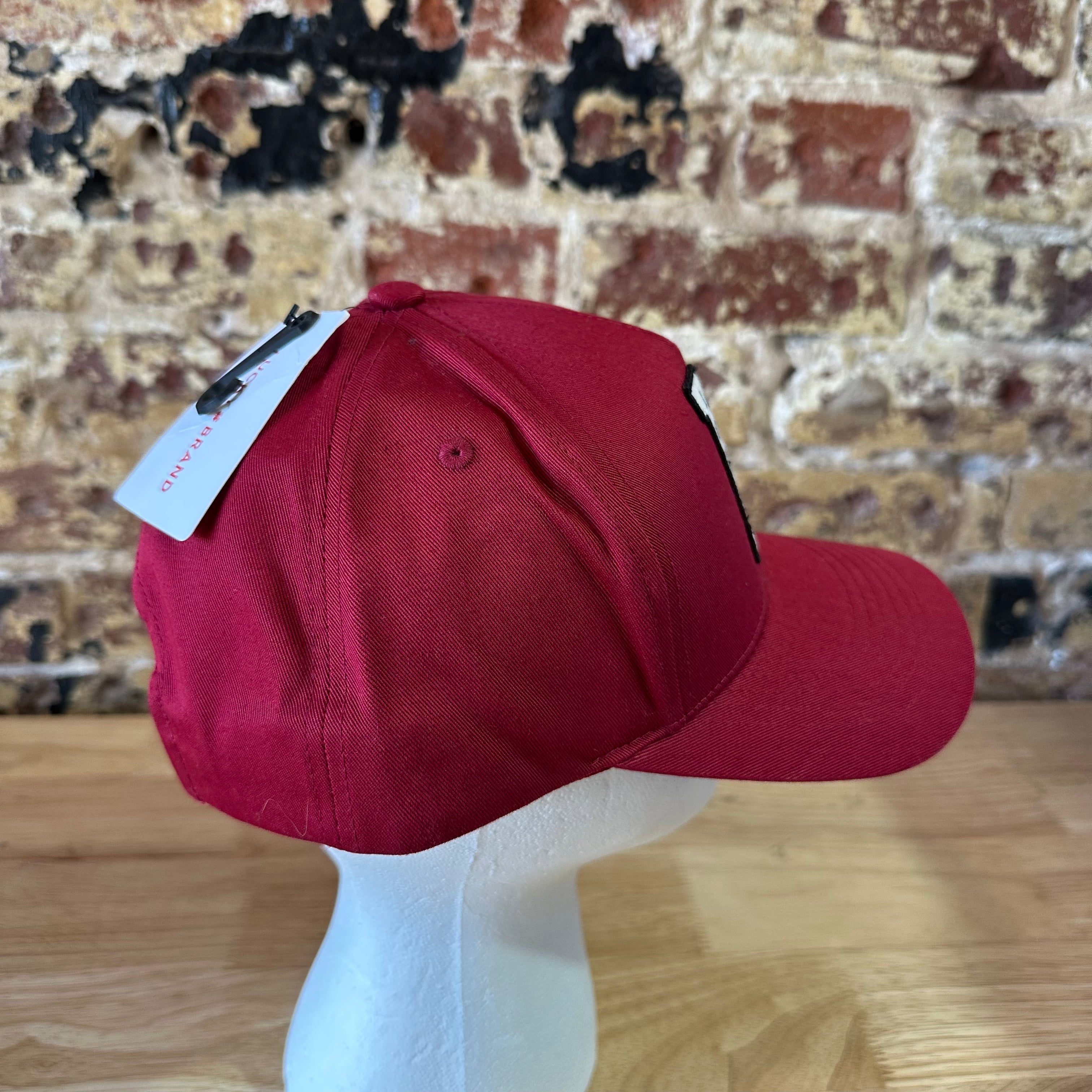 Lucky Brand Mens Red Varsity L Logo Snapback Hat Adjustable Cotton Baseball Cap