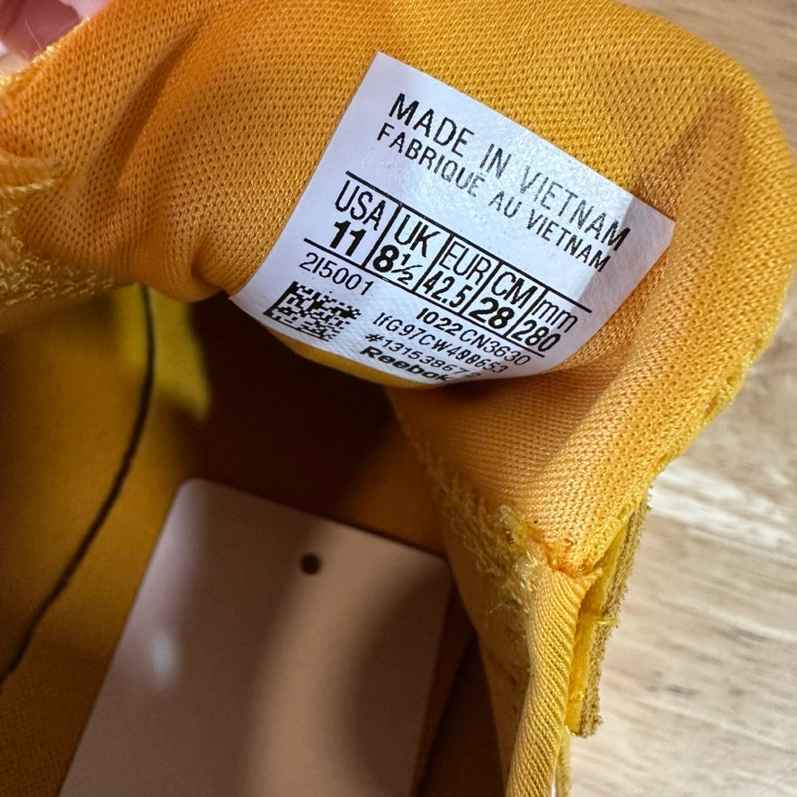 Reebok Womens 11 Mustard Yellow Shoes