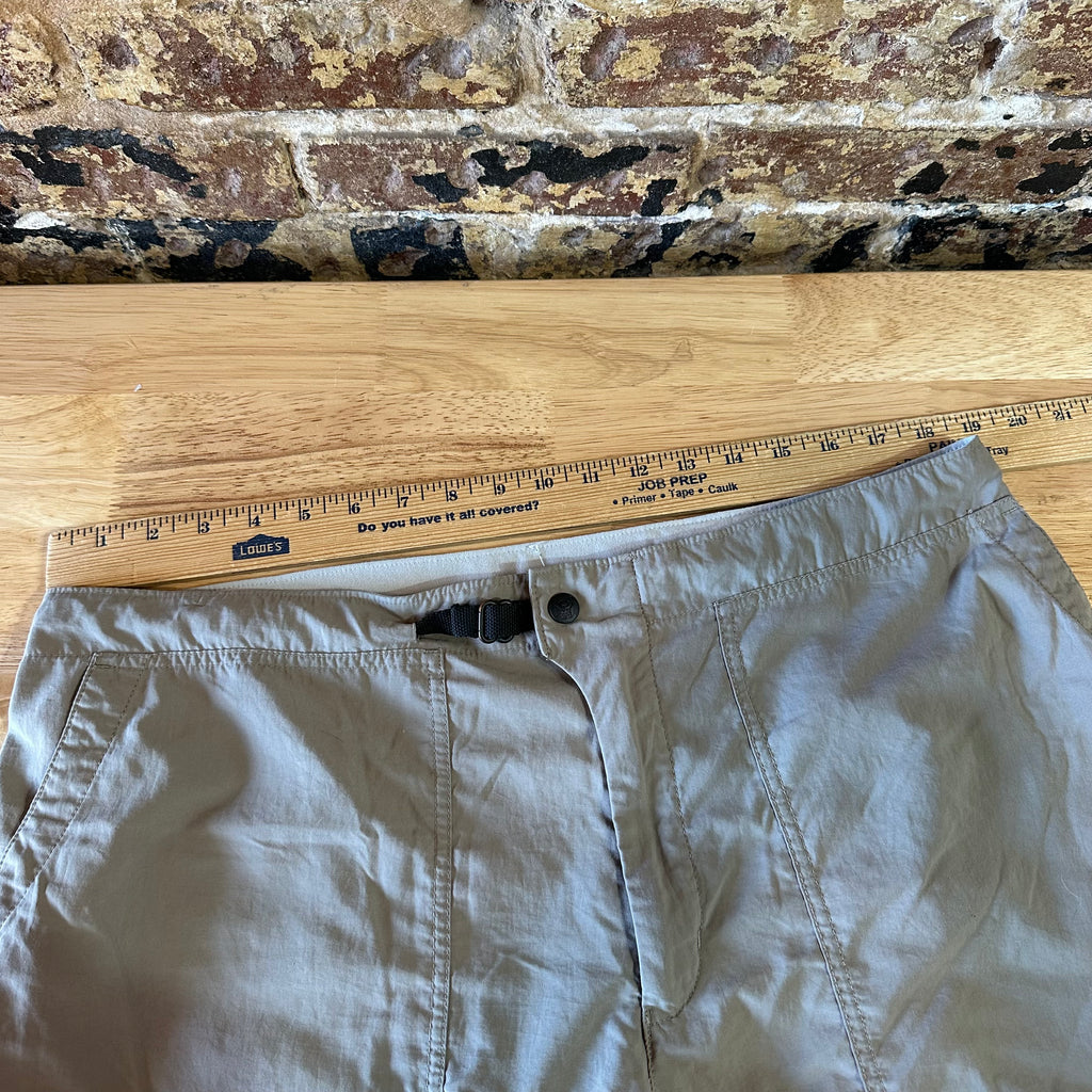 Mountain Khakis Mens XL Tan Shorts