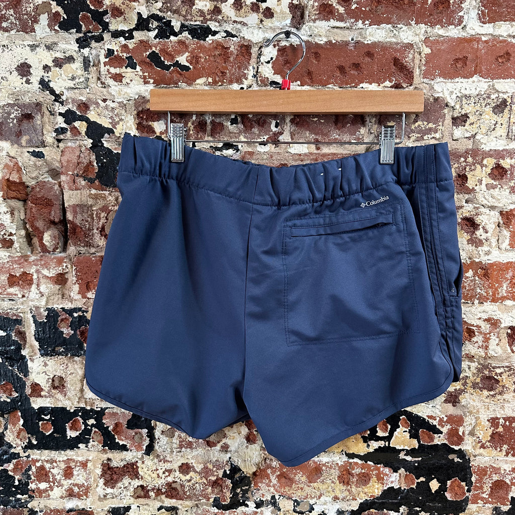 Columbia Women's Large Shorts