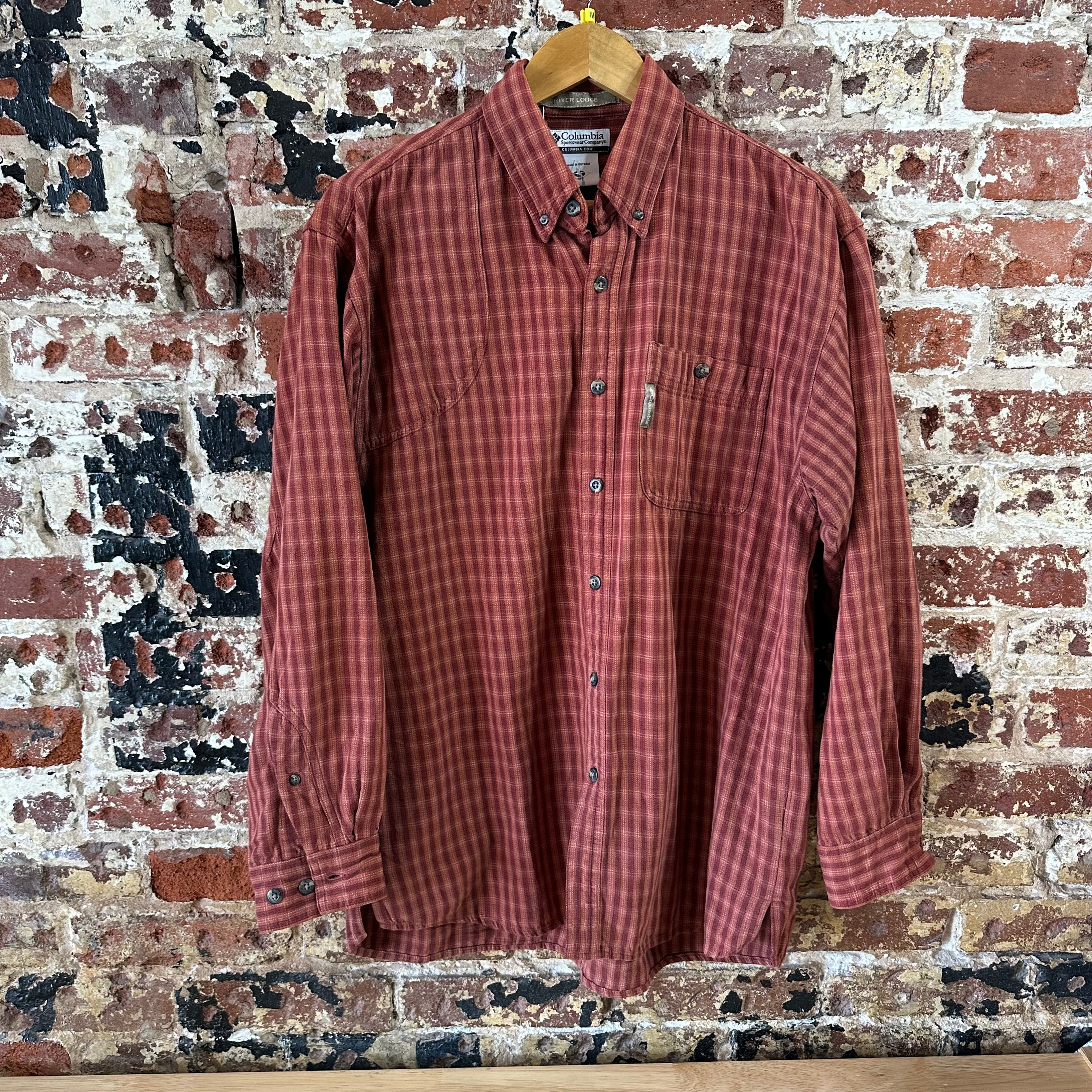 Columbia Mens Medium Button Up Shirt