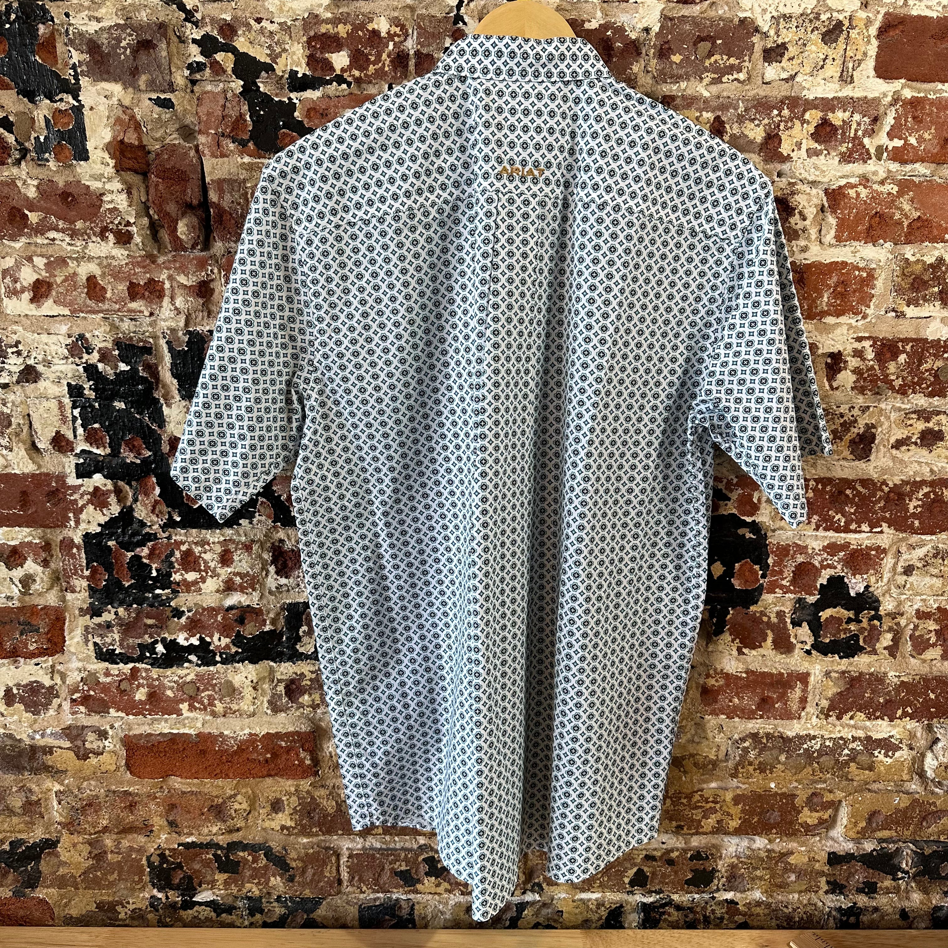 Ariat Button Up Shirt Mens Medium Western