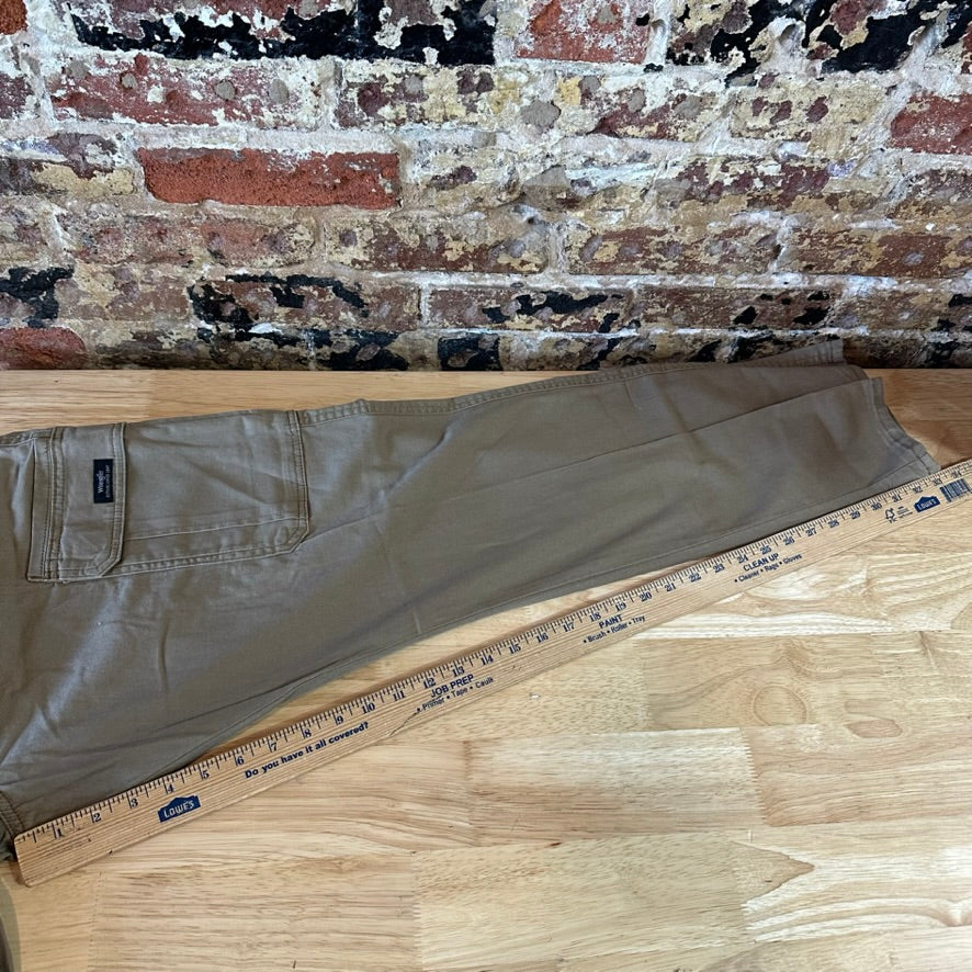 Wrangler Mens 36x34 Cargo Pants NEW