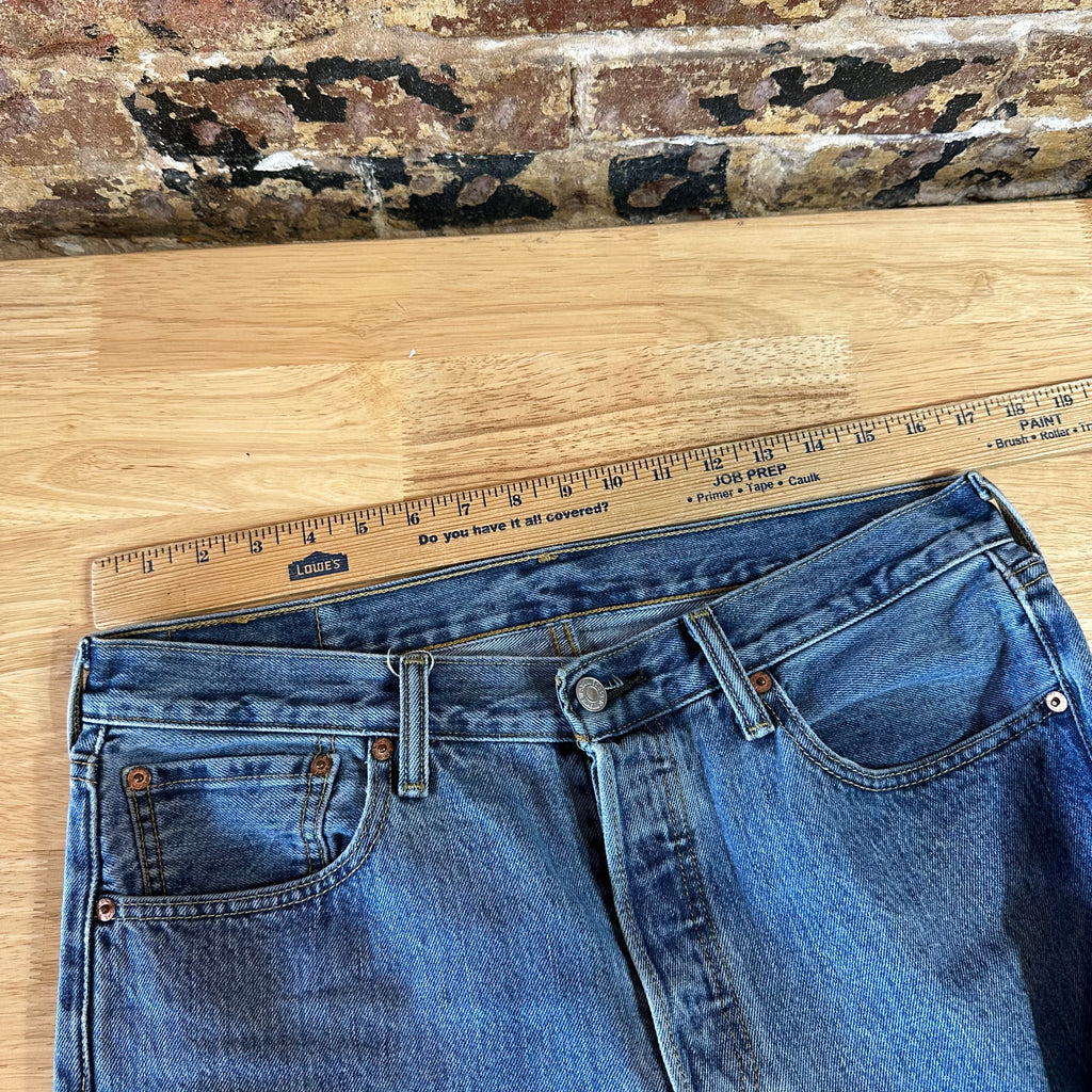 Levi's 501 Mens 33x34 Blue Jeans