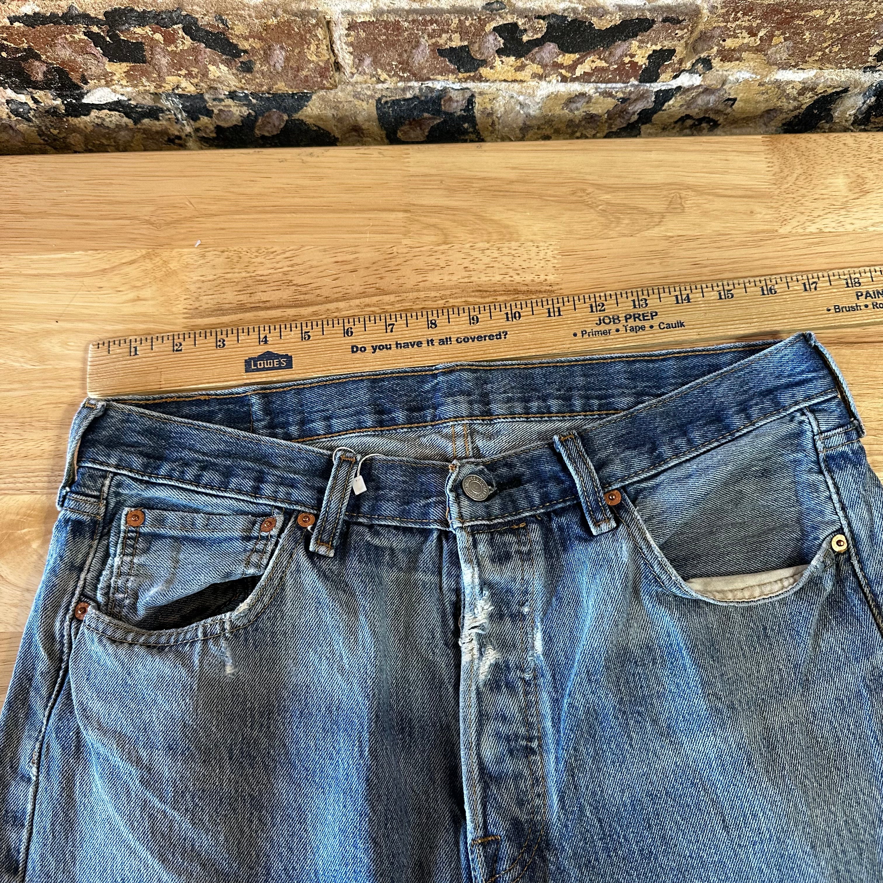 Levis 501 Mens 34x30 Blue Jeans