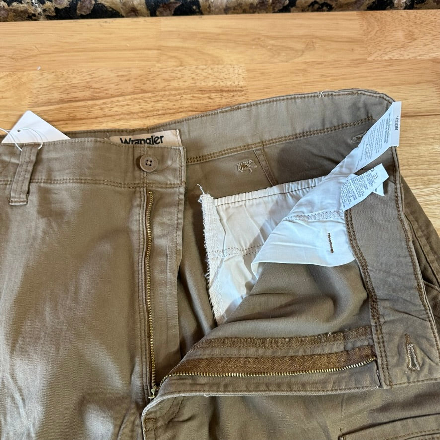 Wrangler Mens 36x34 Cargo Pants NEW