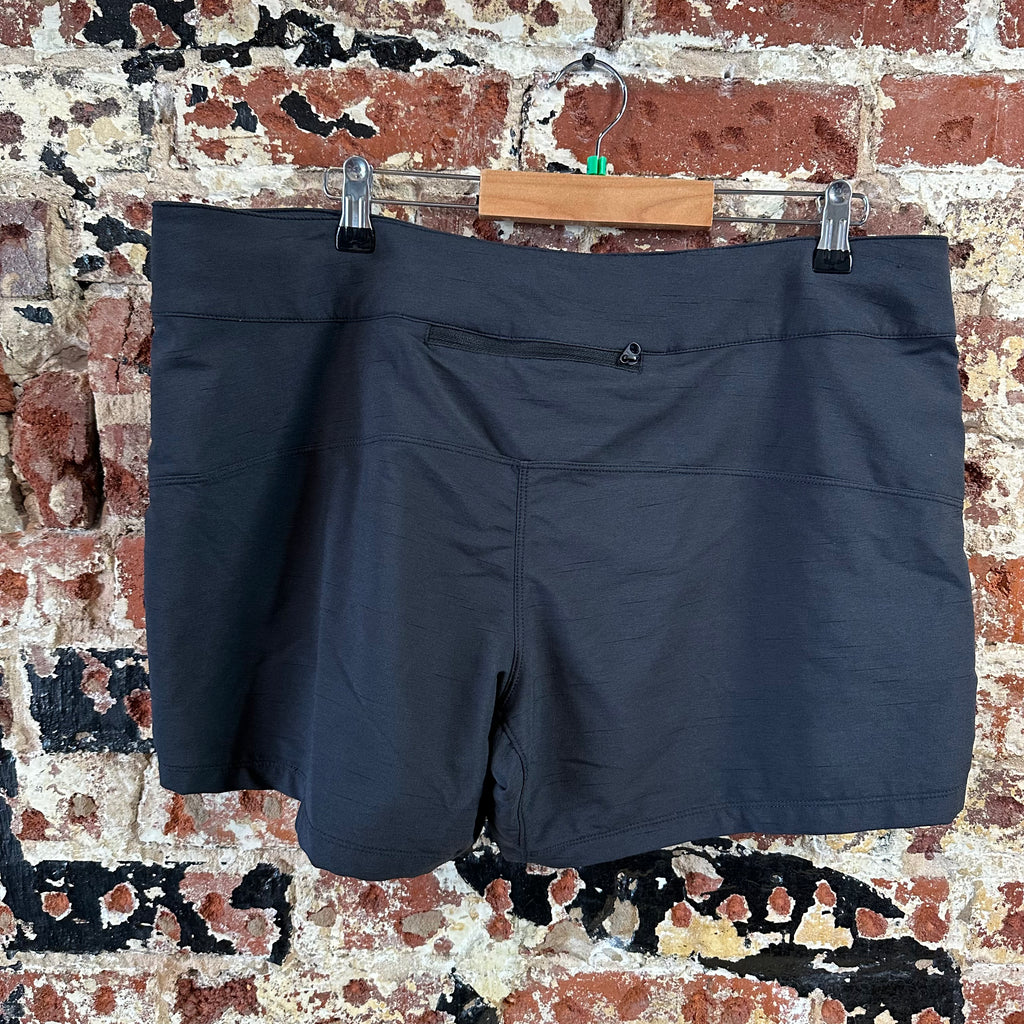 DaKine Womens Shorts XL