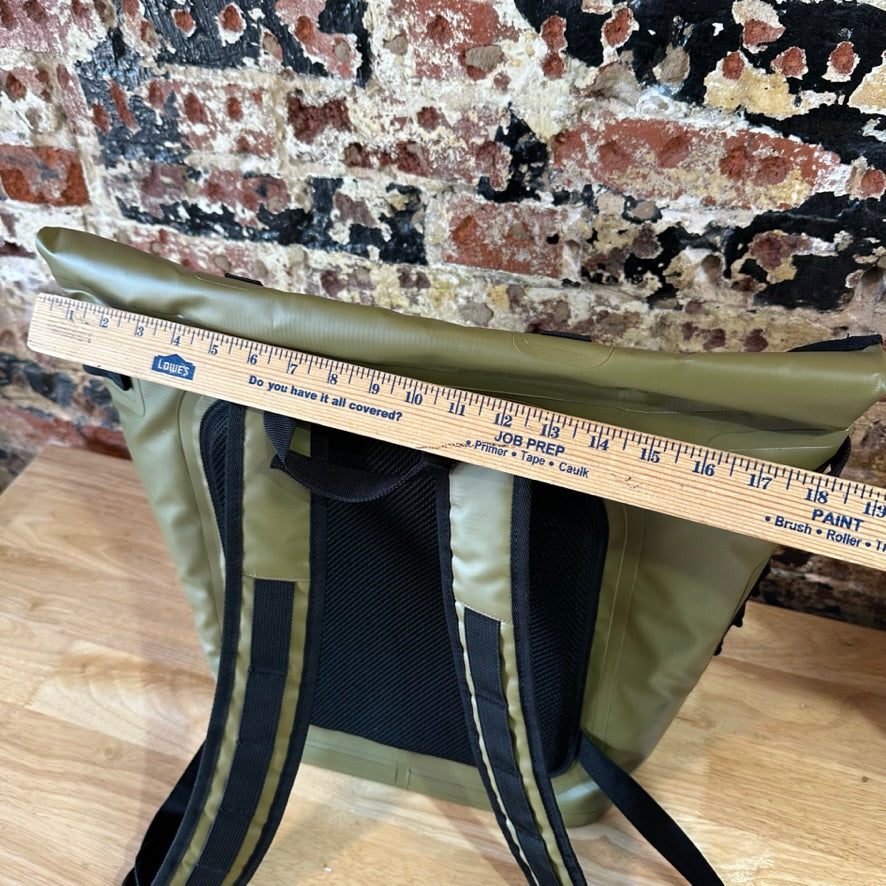 Realtree Trail Blazer Cooler Backpack NEW