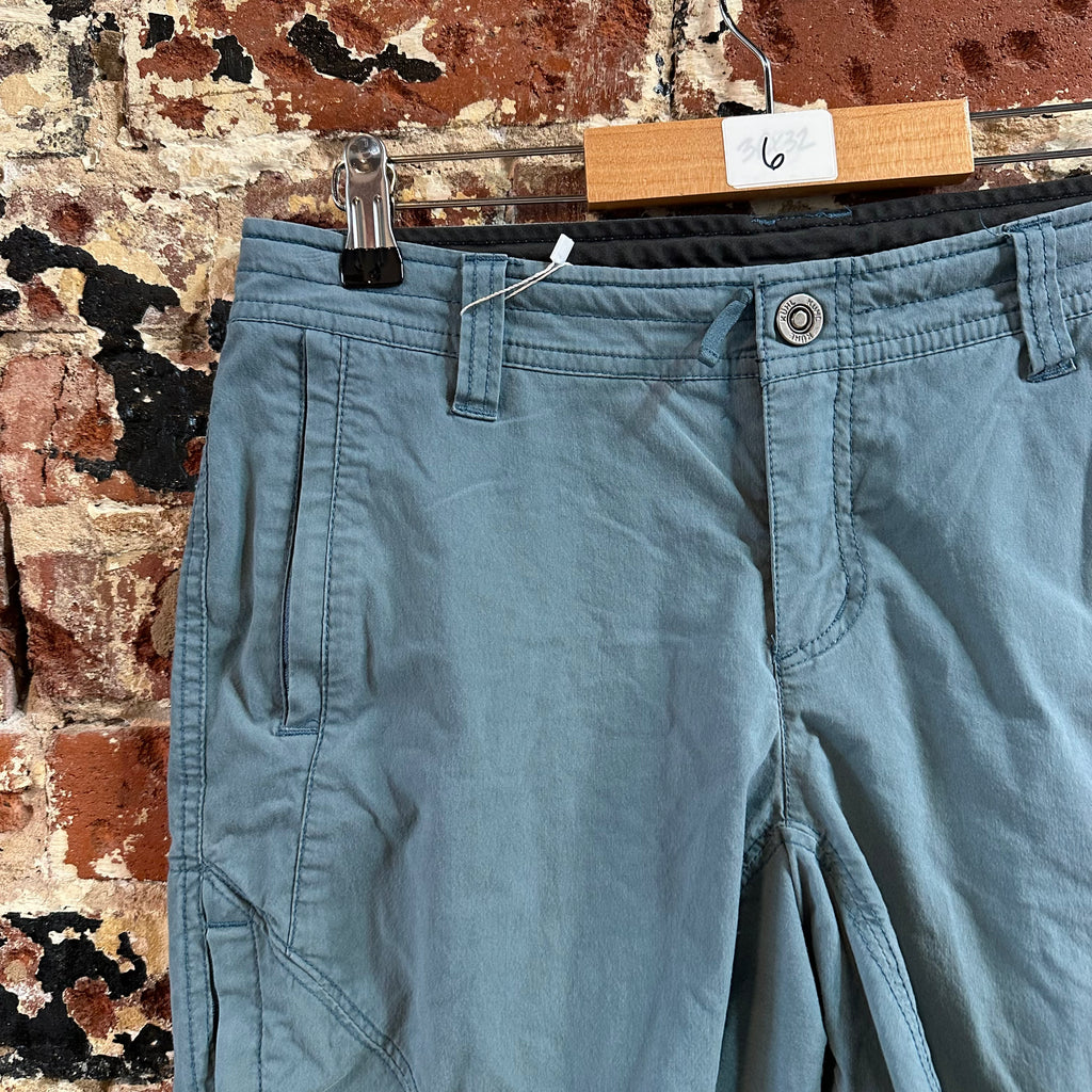 Kuhl Womens 6 Blue Shorts