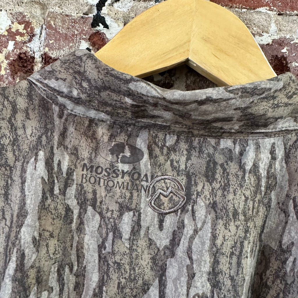 Magellan Womens 2XL L/S Camo Button Up
