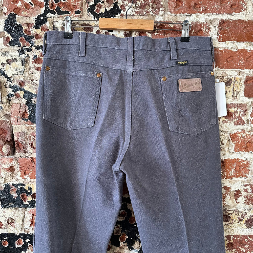 VTG Wrangler Mens Gray Denim Pants Sz 34x32 Jeans Straight Leg Made in USA 936