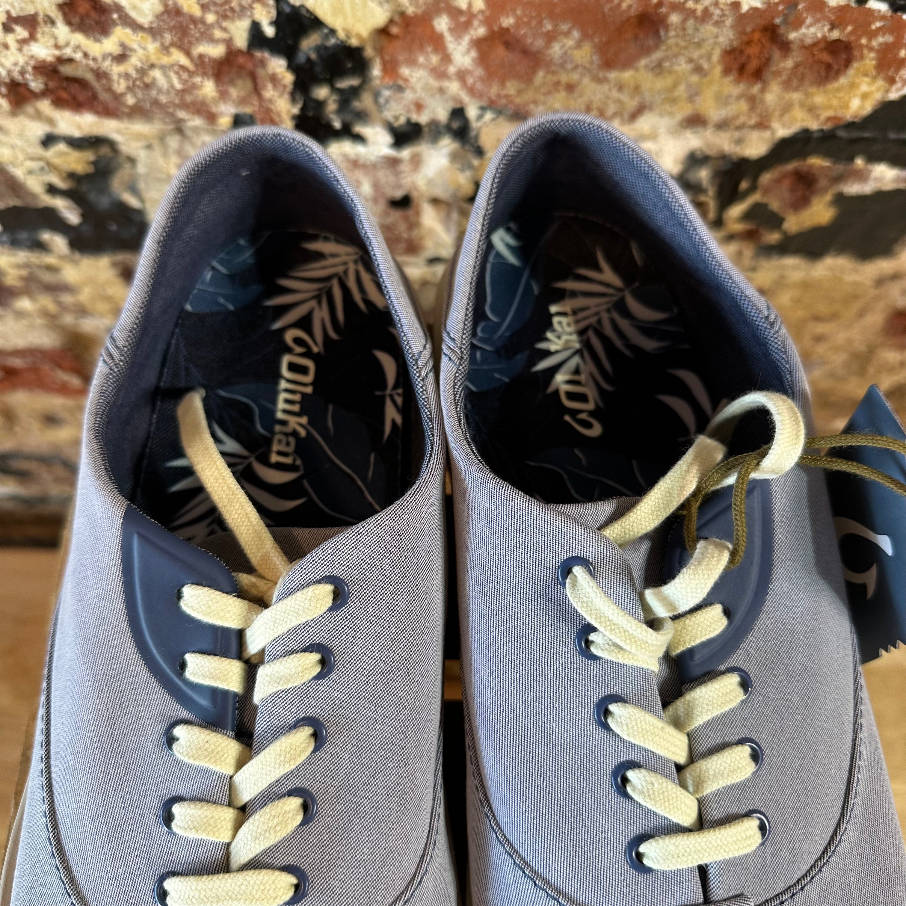 Oluaki Tradewinds Mens 10 Purple Shoes NEW