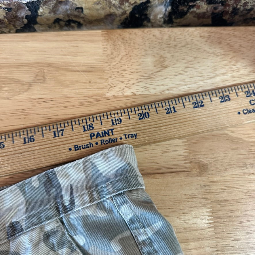 Faded Glory Camo Cargo Shorts Mens 40