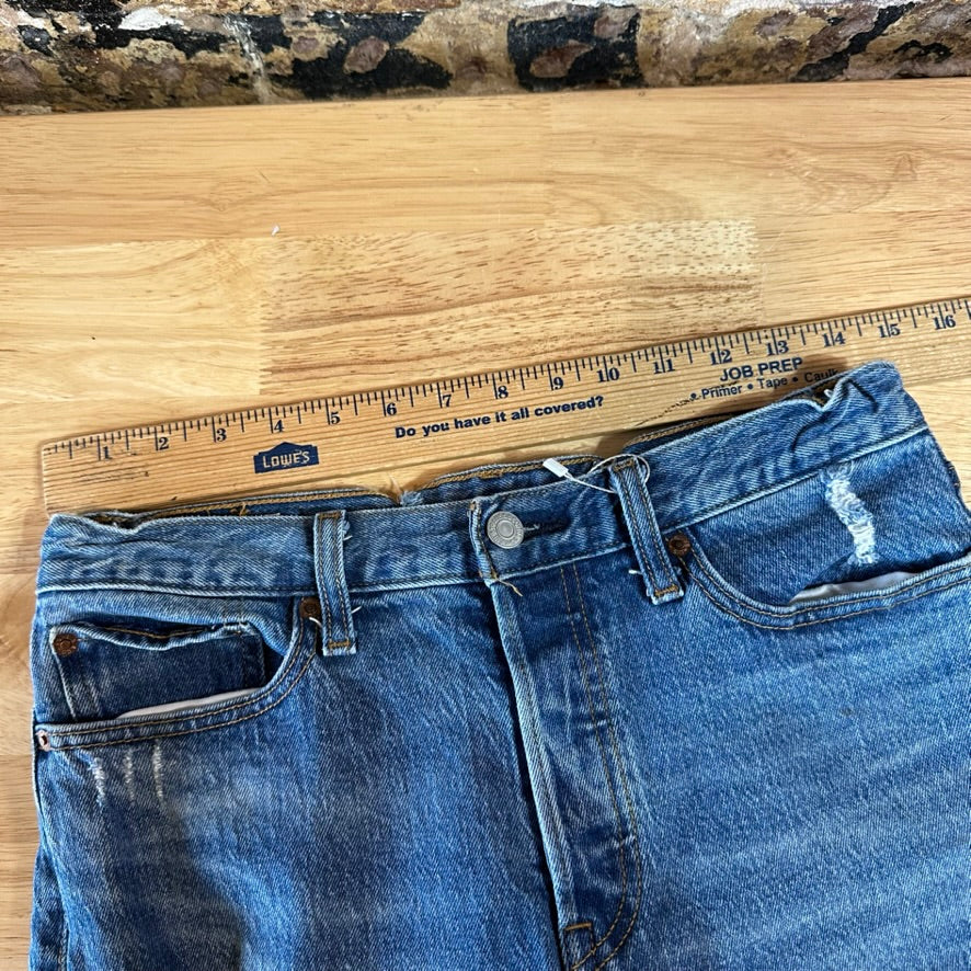 Levi's Womens 29x27 Distressed Jeans