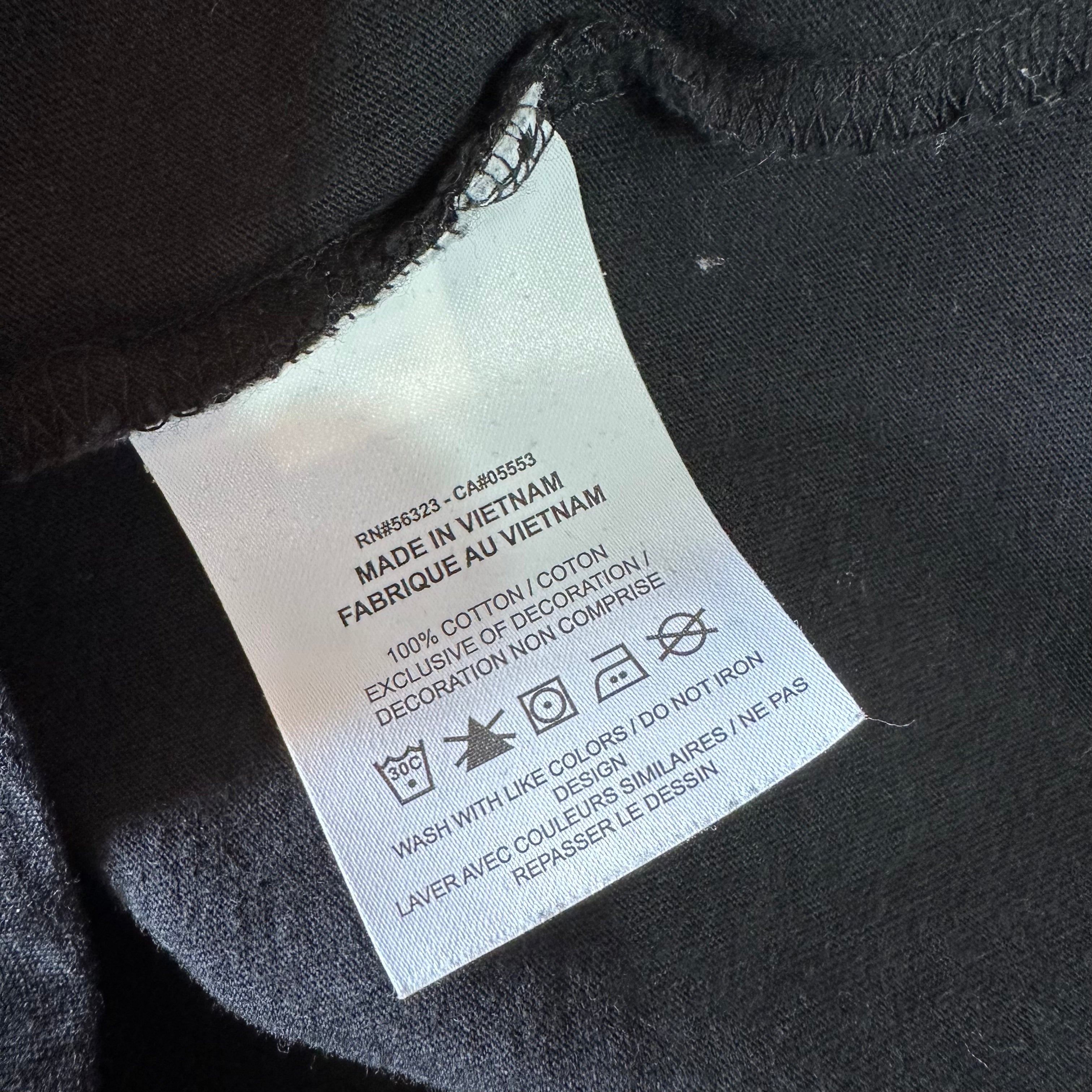 Nike Basketball Graphic Sleeves Mens Size Small Black Long Sleeve T-Shirt