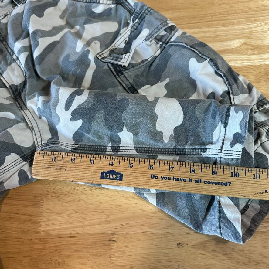 Carhartt Camo Mens 34 Cargo Shorts