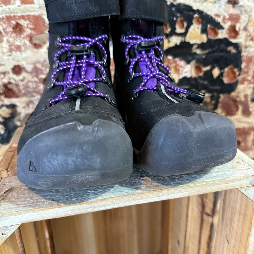 Keen Winter Boots youth 4