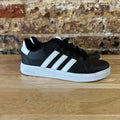 Adidas Youth Sneakers Size 4