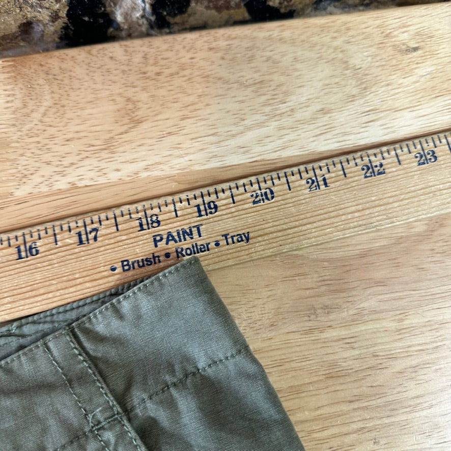 Lucky Mens 34 Cargo Green Shorts NEW
