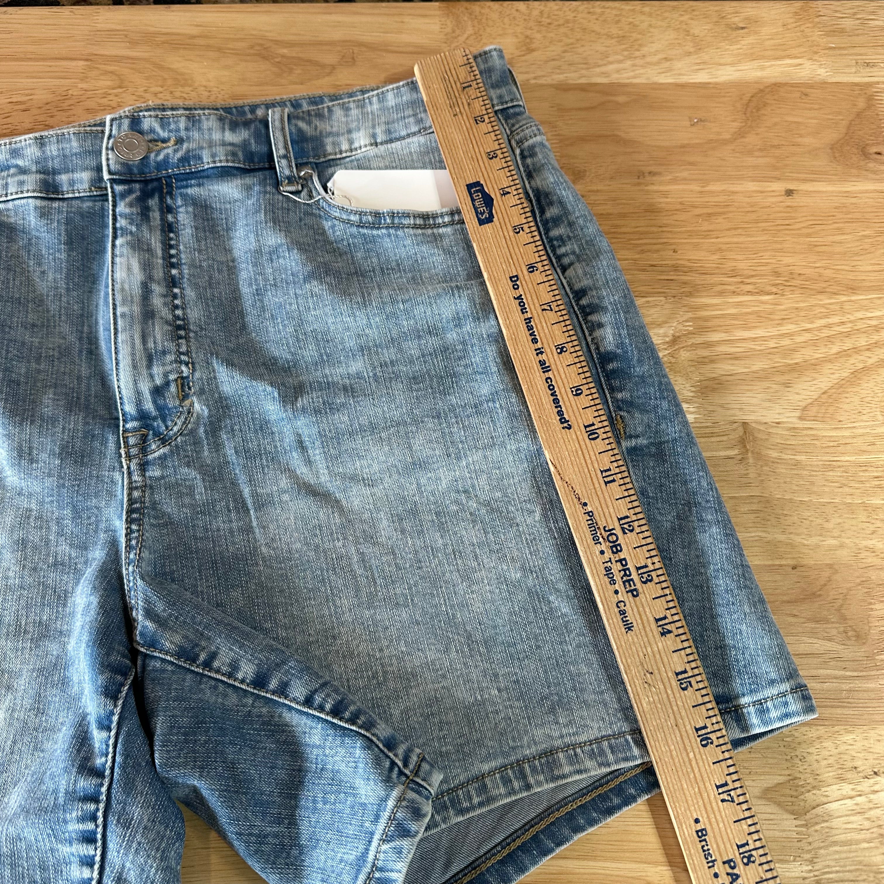 Torrid Sz 14 High Rise Perfect 7" Shorts Blue Vintage Stretch NWT 37x6.5"