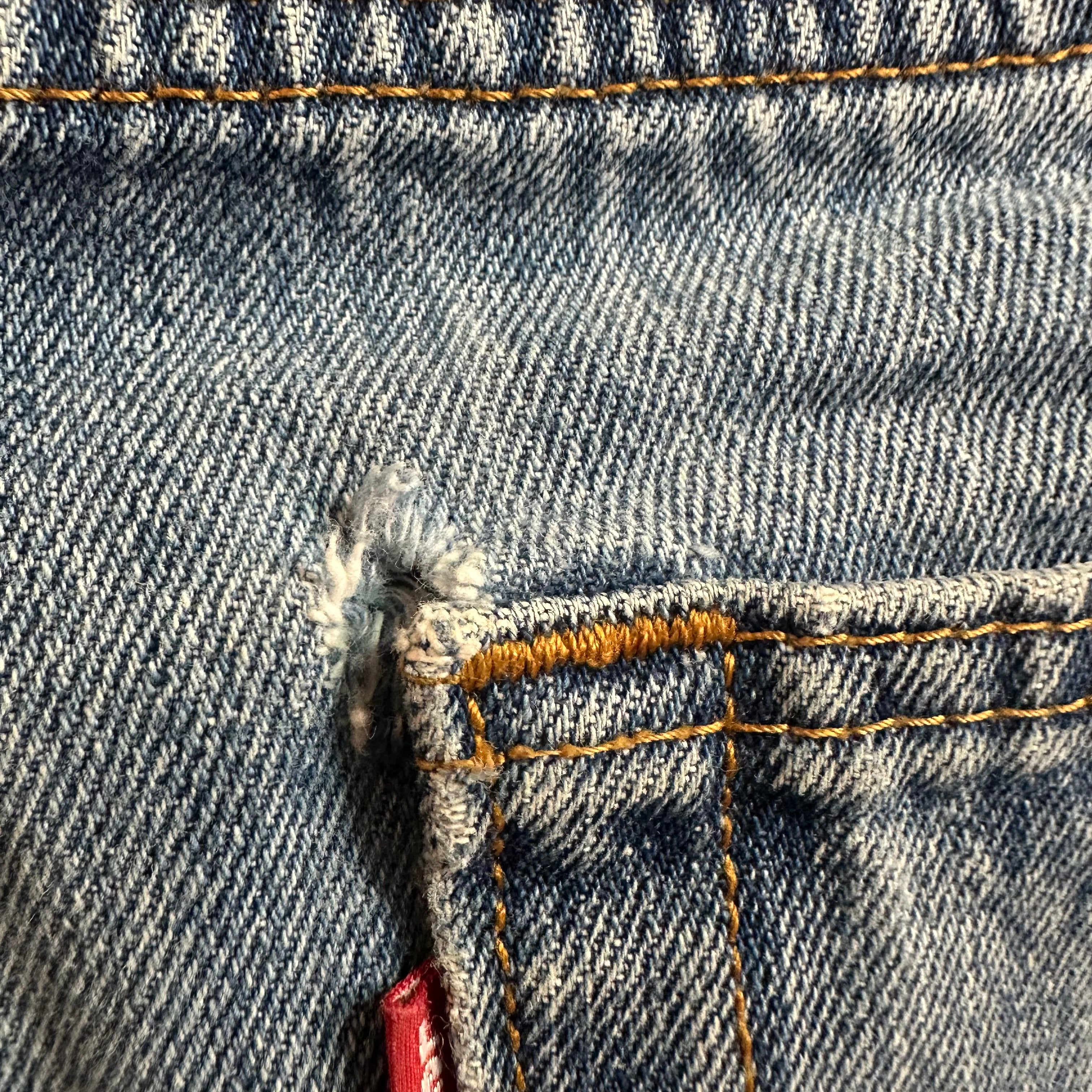 Levi's 501 Mens 34x32 Blue Jeans