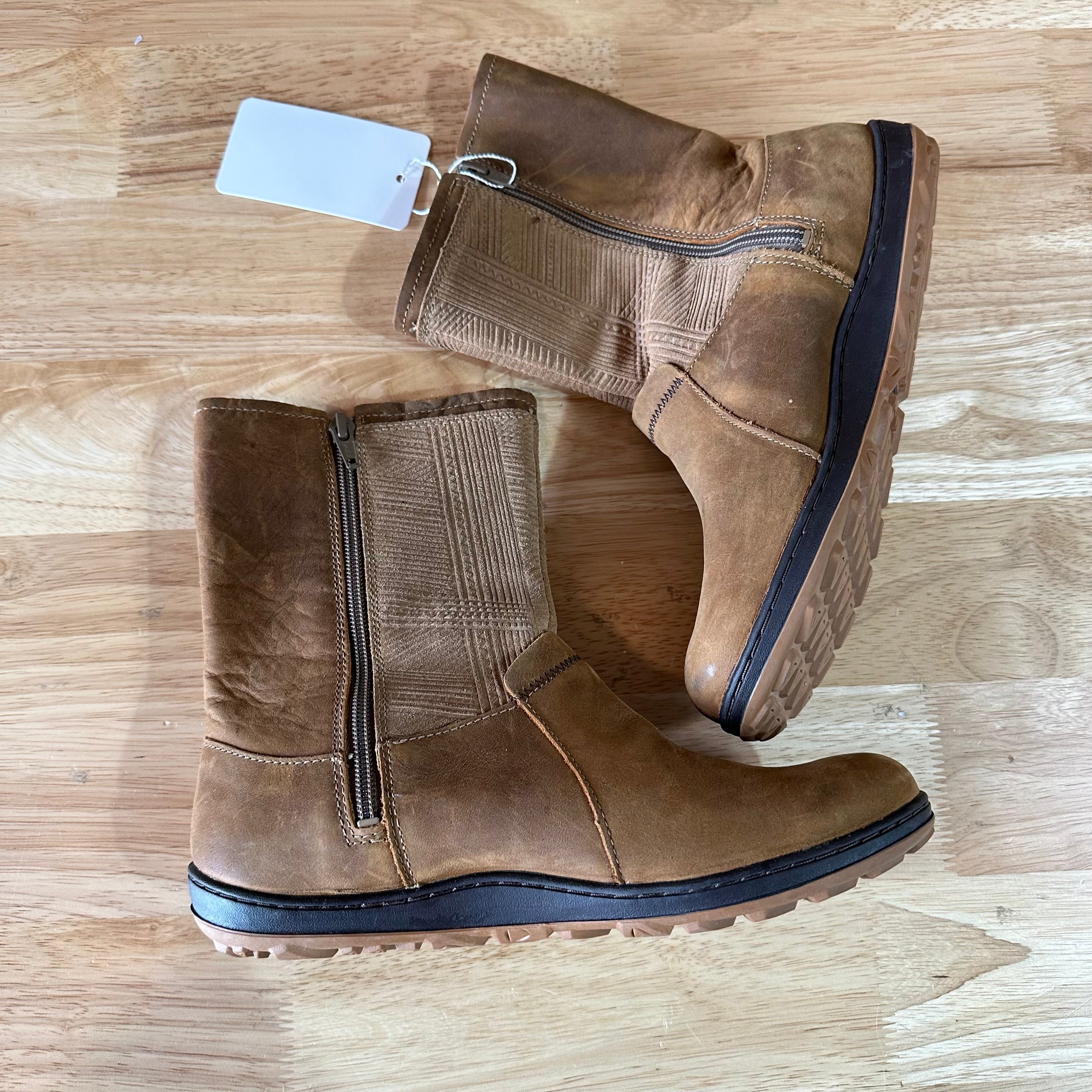 Merrell Ashland Vee Mid Boots Leather Brown Womens Waterproof Size 8