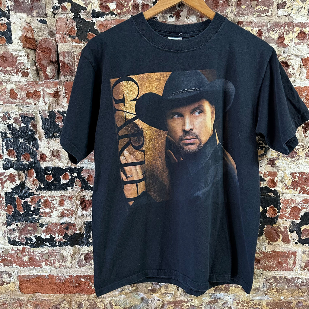 Garth Medium S/S Black T-Shirt