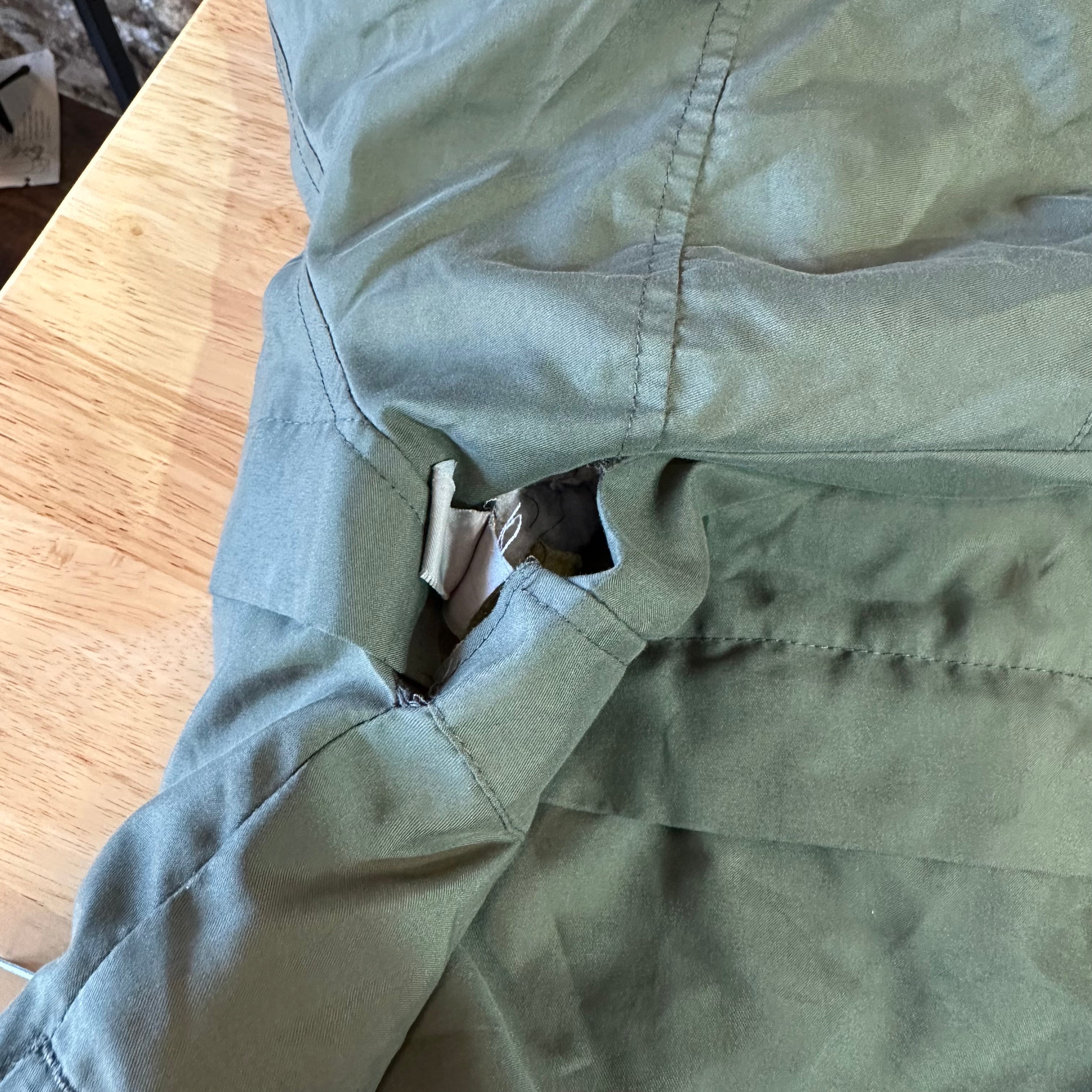 VTG Quiksilver Men's Large 1/4 Pullover Green