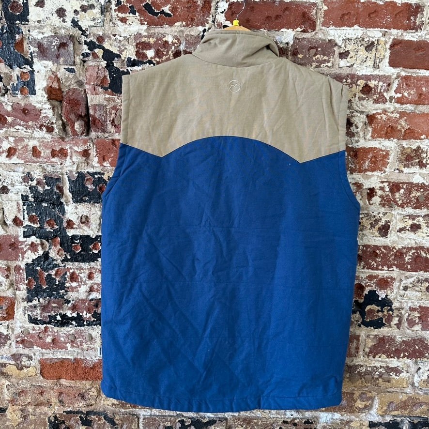 Magellan Outdoors Vest Men’s Medium Blue Tan Quilted Western Style Cowboy Snap