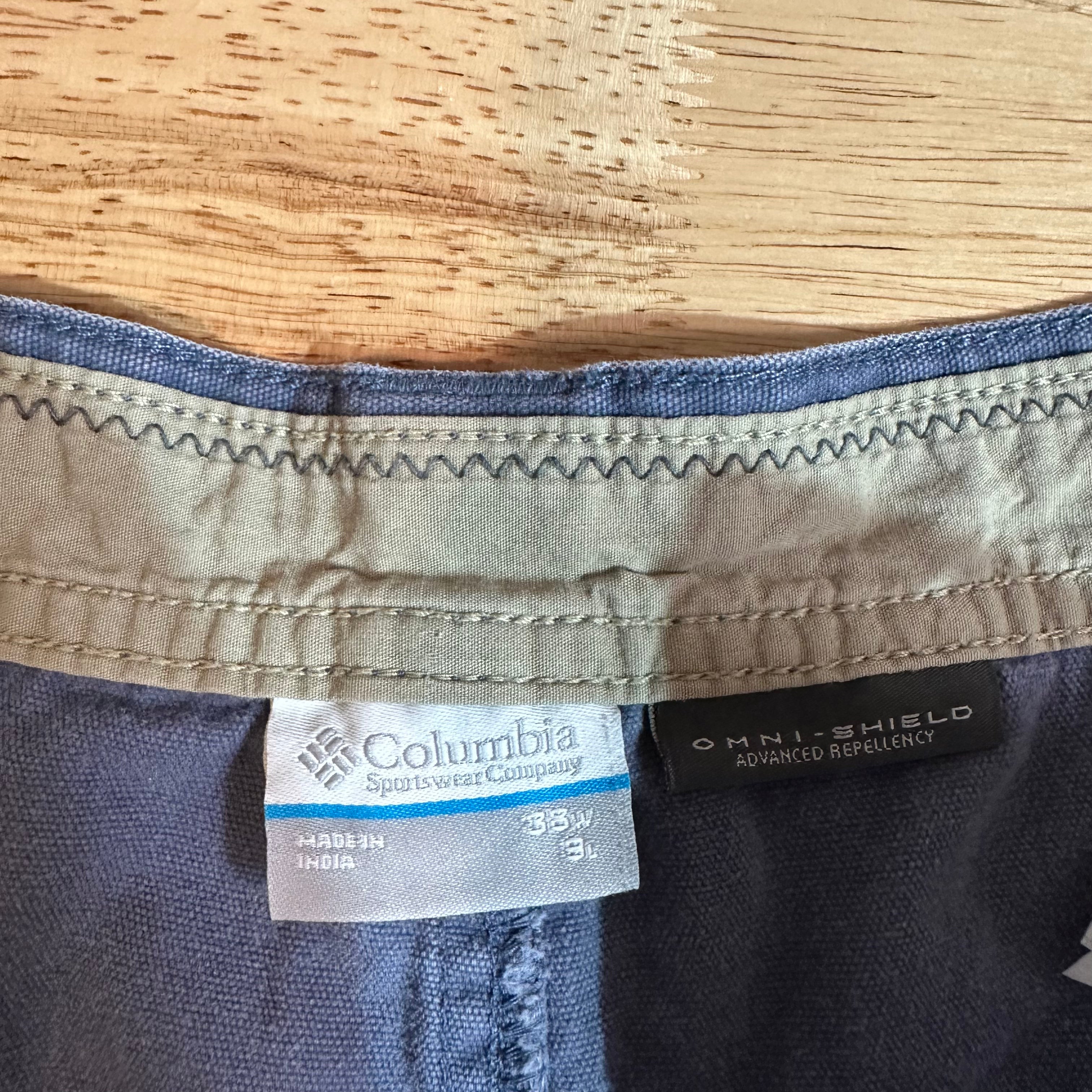 Columbia Blue Shorts Mens 38