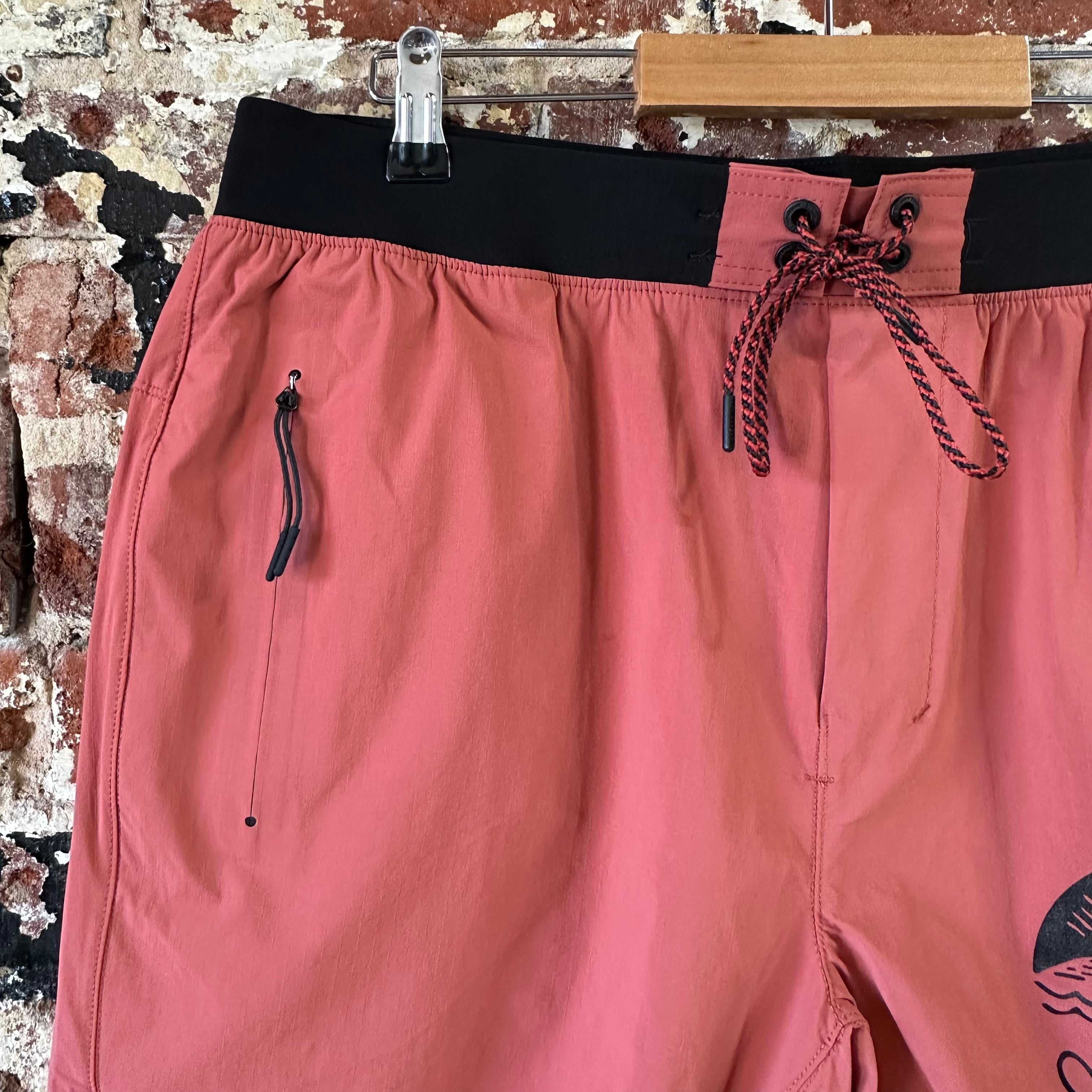 Bearded Goat Mens XL Shorts NEW