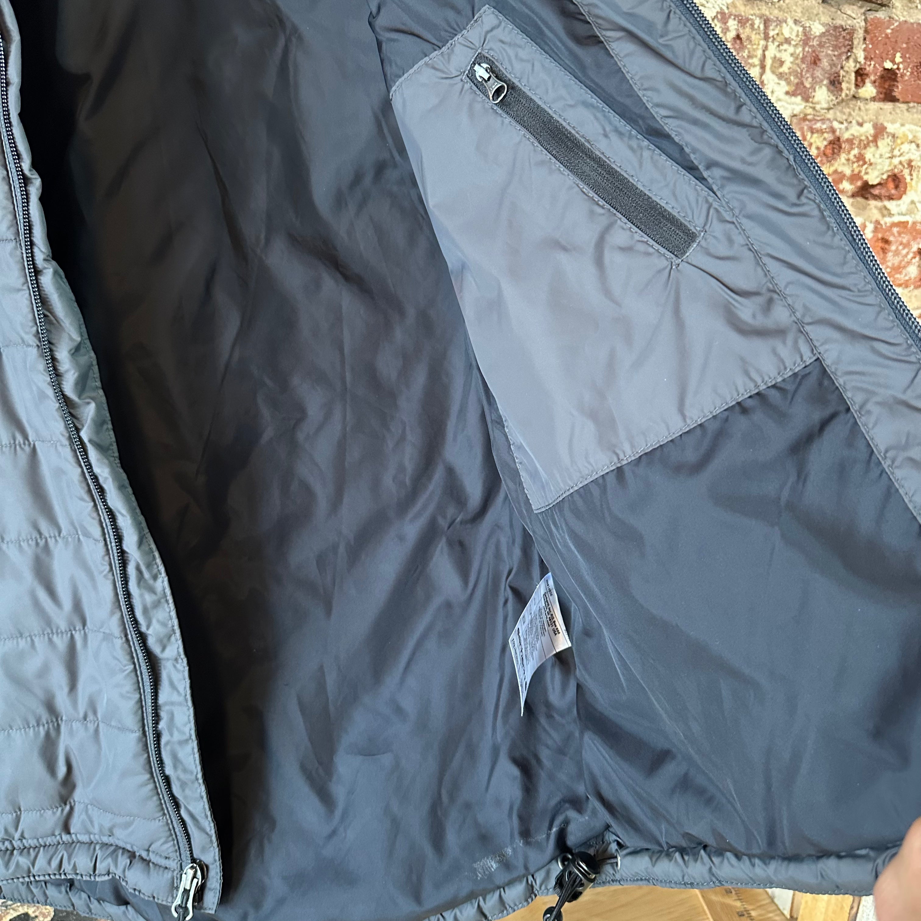 Carhartt Mens Small Black Rain Defender Jacket