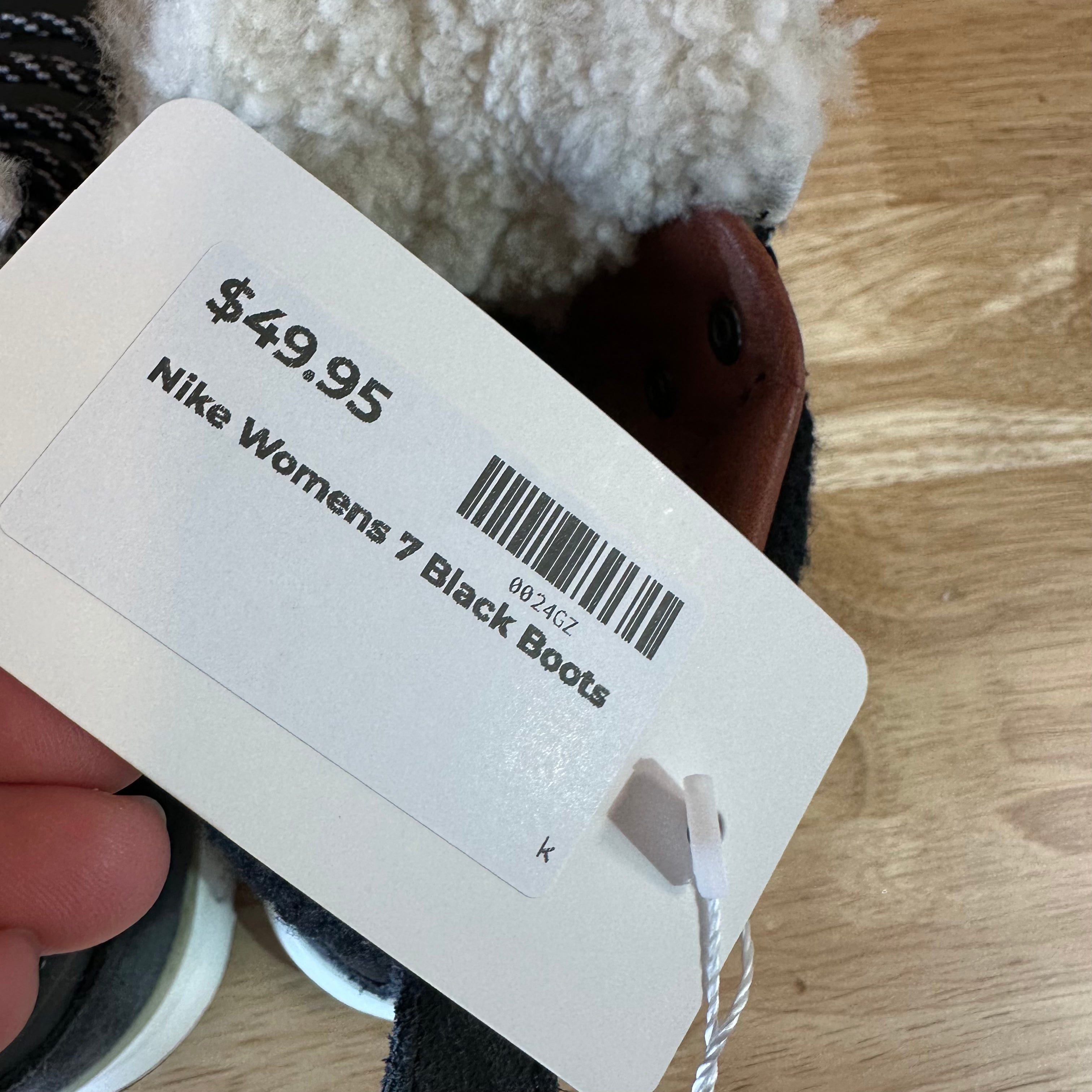 NIKE ASTORIA PRM NSW Black Anthracite WOMENS SIZE 7 Snow Winter