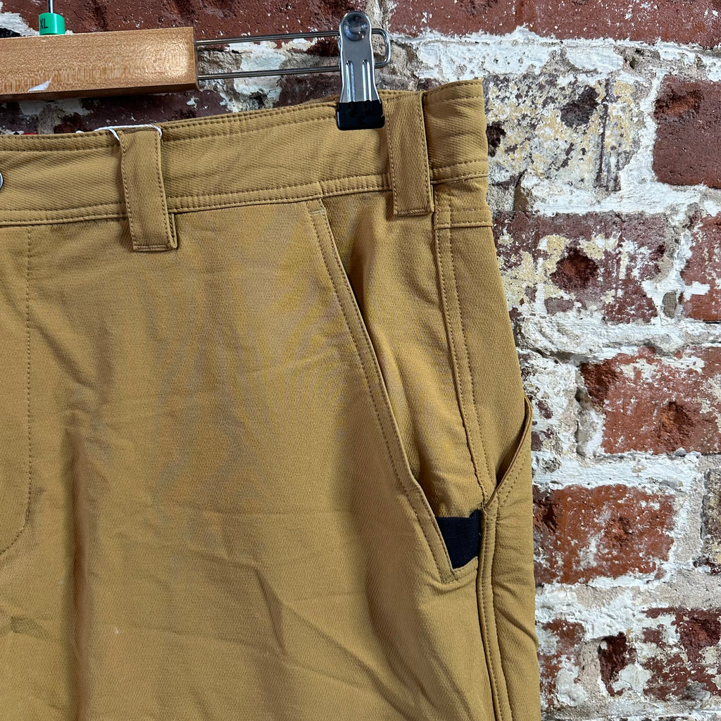 Western Rise Mens XL Brown Shorts