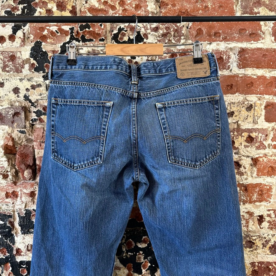 American Eagle Mens 30x34 Blue Jeans