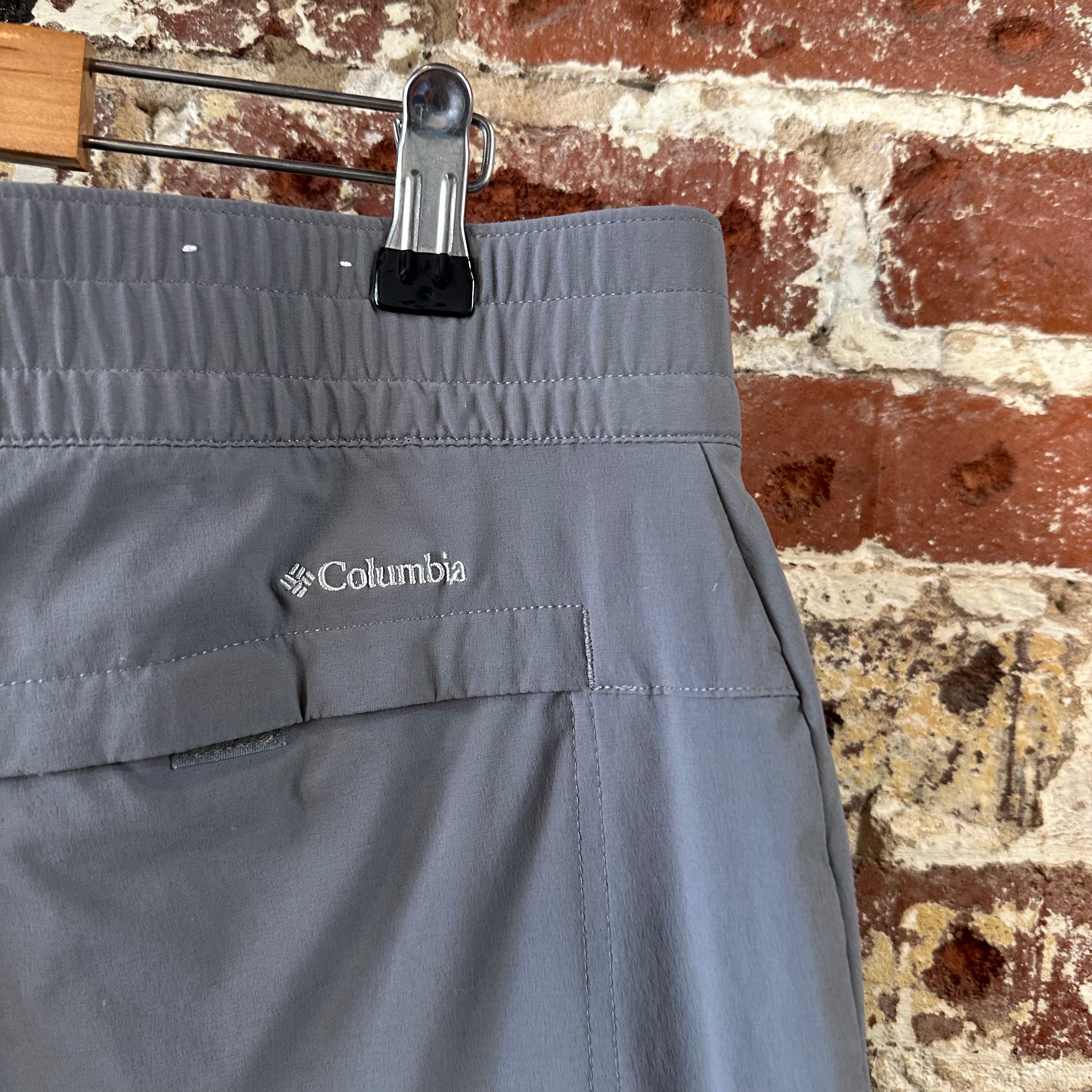 Columbia Pants Womens 16 Gray pants 35x31" Hiking outdoor Roll Tab