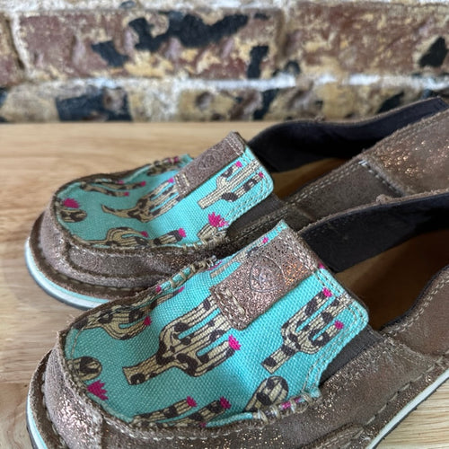 Ariat Womens 6.5 B Slip ons