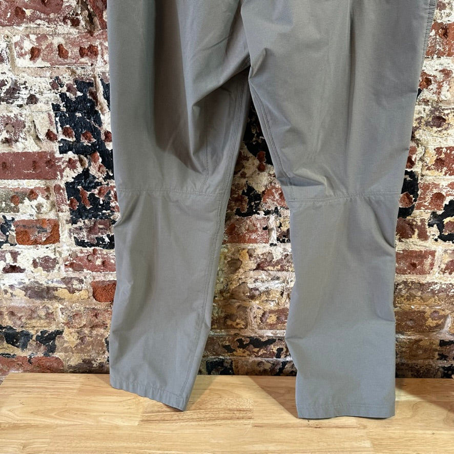 Kuhl Silencr Mens 38x32 Tan Pants