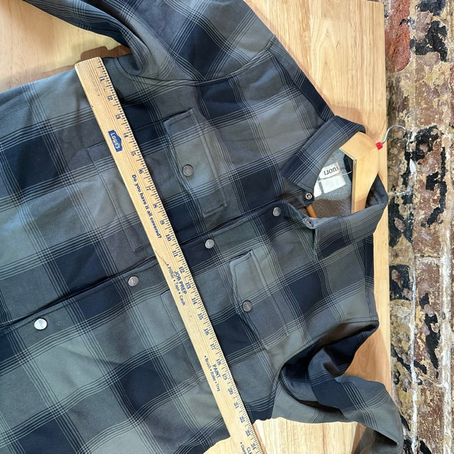 Vuori Men's Large Flannel Button Shirt