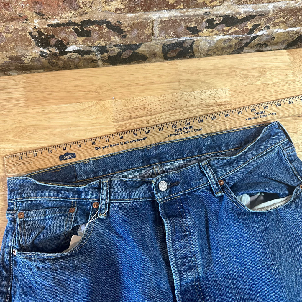 Levi's 501 Mens 38x30 Blue Jeans