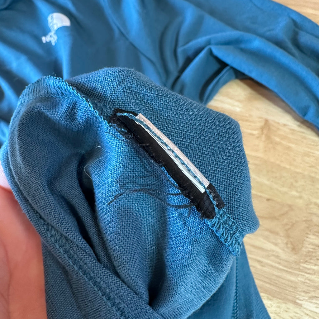 North Face Shirt Mens XXL Blue Hiking Hike Long Sleeve T Shirt 1/4 zip