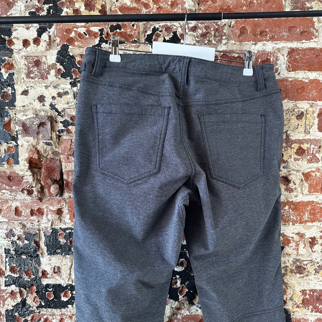 Lululemon Pants Size 34 Casual (measures 34x29) Gray