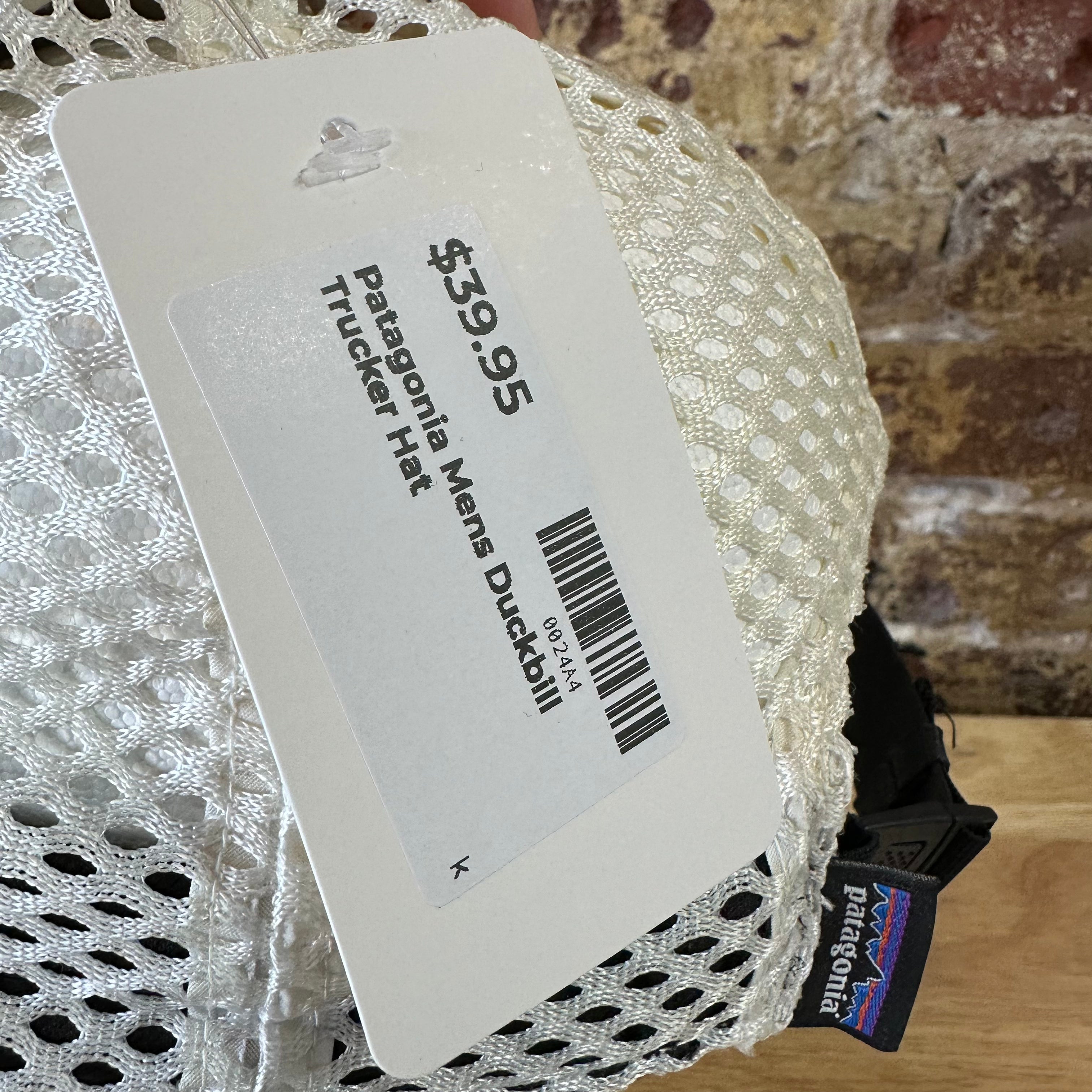 Patagonia Duckbill Black &amp; White Mesh Adjustable Running Hat / Cap